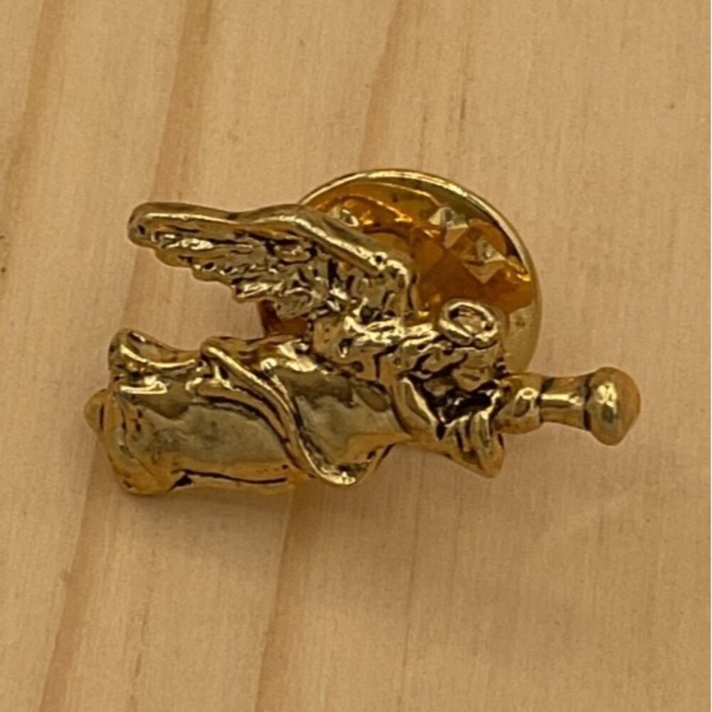 Vintage Gold Tone Guardian Angel Cherub Lapel Pin Brooch Spiritual Gift